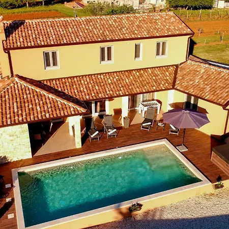 Vila Perla *