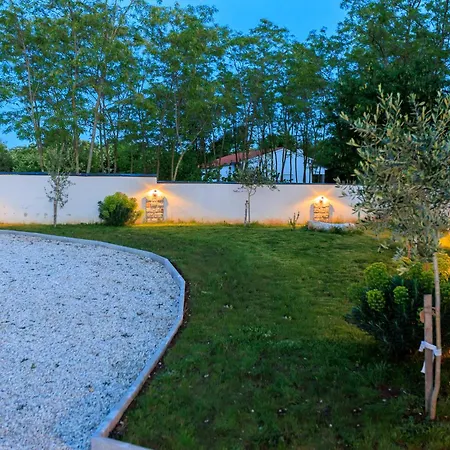 Perla Villa
